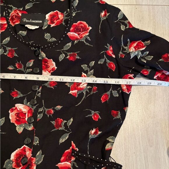 90s vintage black short sleeve romper rose print - Picture 9 of 11